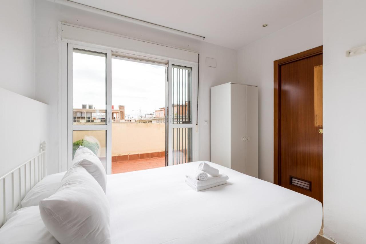 Holi-Rent Apartamento Resitur Seville Exterior photo