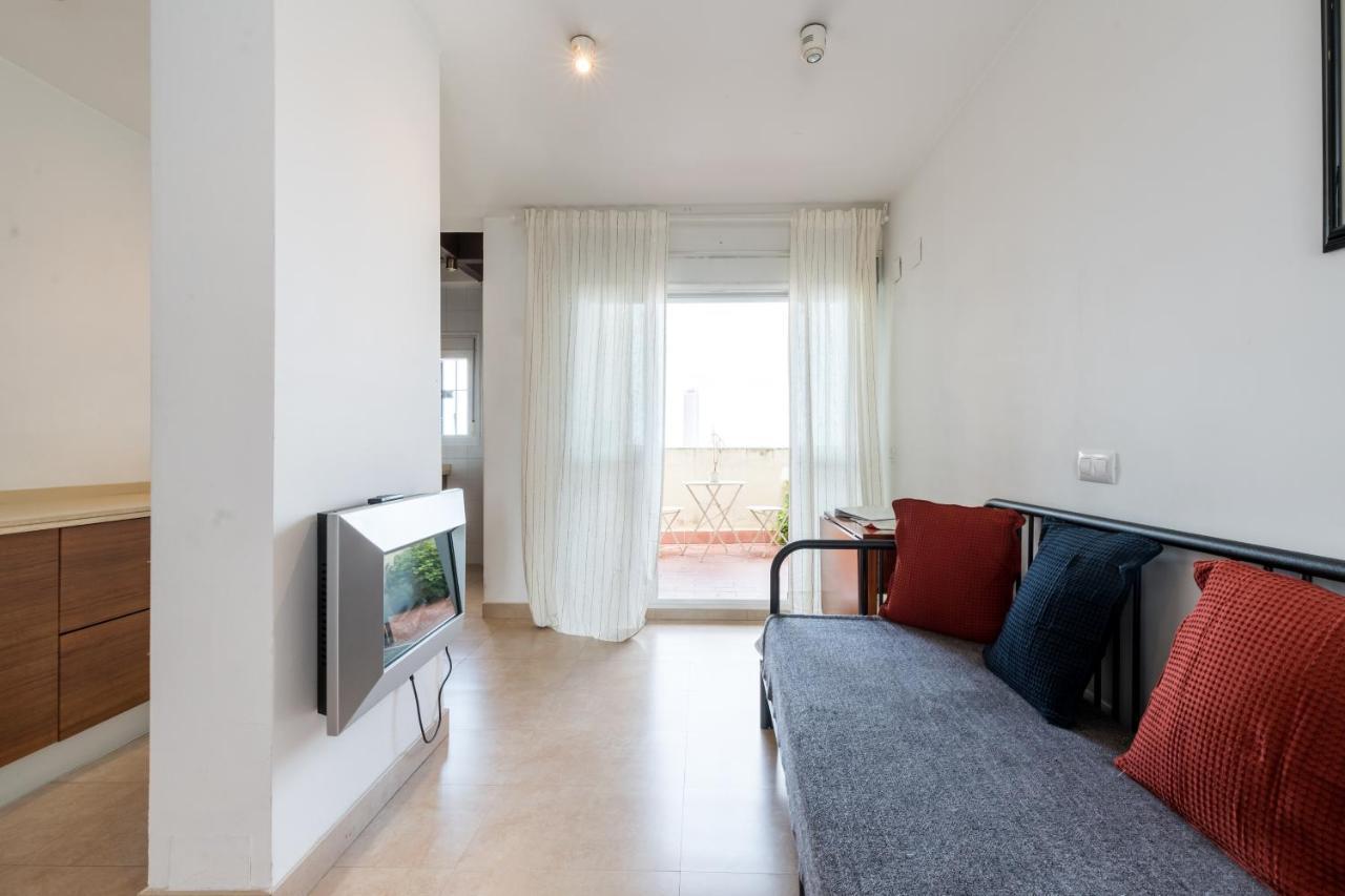 Holi-Rent Apartamento Resitur Seville Exterior photo